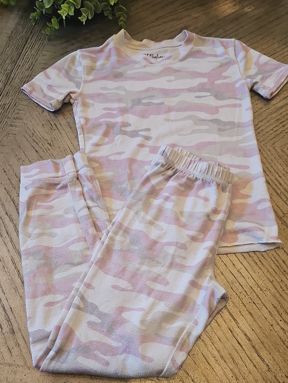 P.J. Salvage Girls Pink and Gray Camo Short Sleeve Pajama Set Size 10